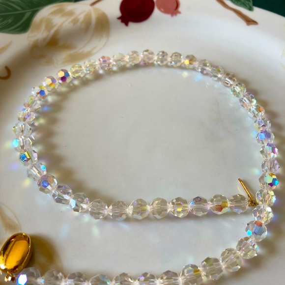 S.A.L Swarovski Vintage Aurora Borealis Choker. Perfect Like New condition. - Picture 3 of 14